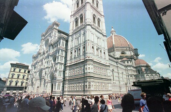 Sadly the Duomo didn't all fit in one picture