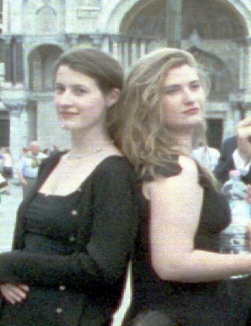 Enlargement of previous to prove Kate can look nice in photos