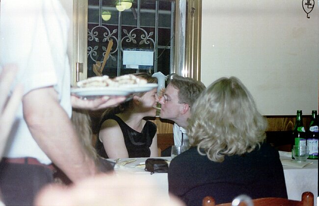 Al and Susie play the bread-stick game