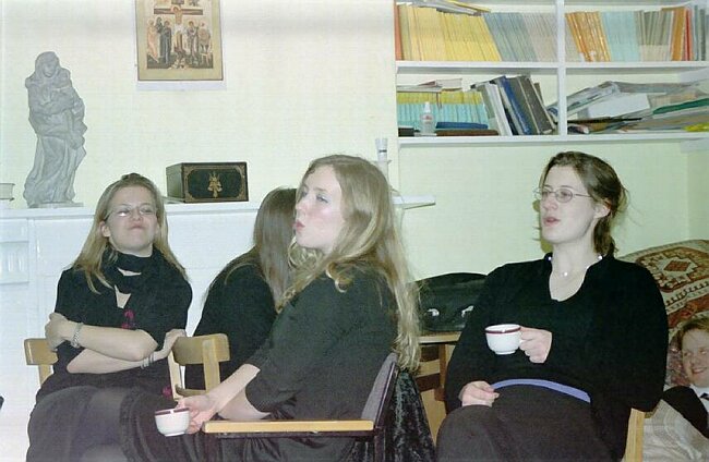 An unflattering picture of people saying, 