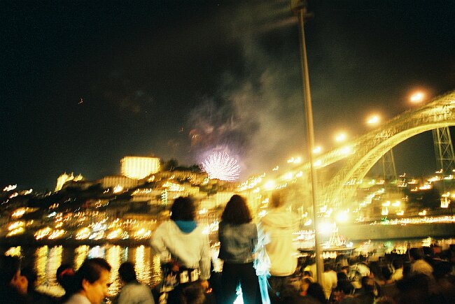 00:03 Bad firework photo 3