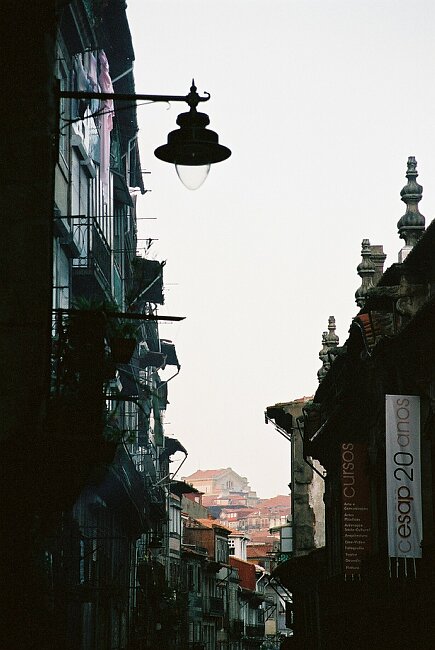 20:47 Porto streetscape (apologies about the car comment, Lucy)